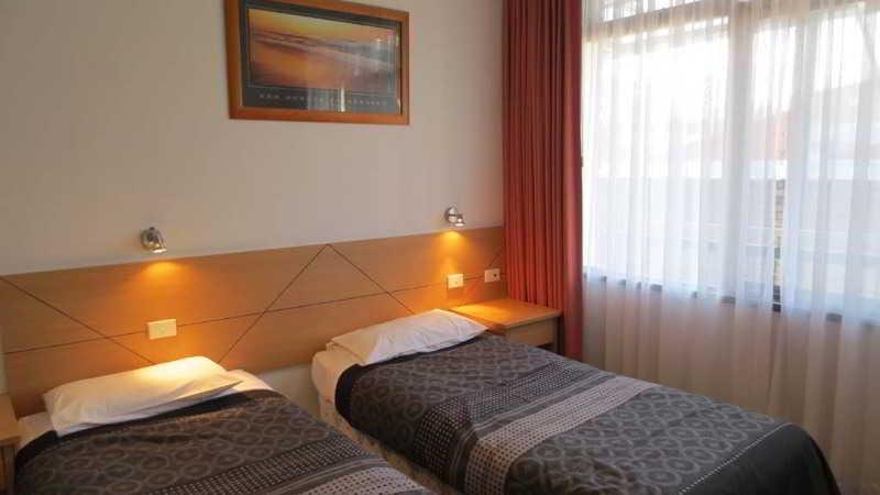 Flagstaff City Inn Мельбурн Екстер'єр фото